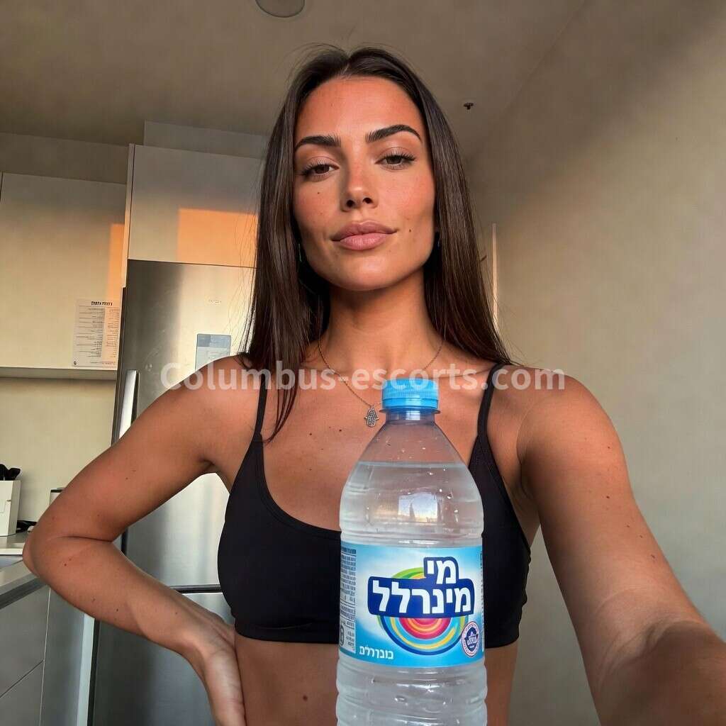 חופשה באילת שהפכה לחלום סקסי עם נערת ליווי